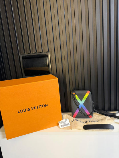 Louis Vuitton Danube Rainbow Messenger bag shoulder bag in black taiga leather M30332