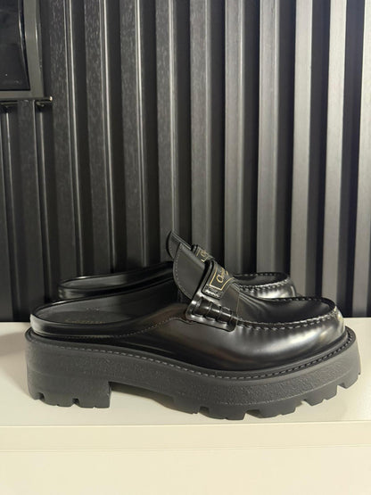 Sabot Dior Boy Pelle di vitello spazzolata nera