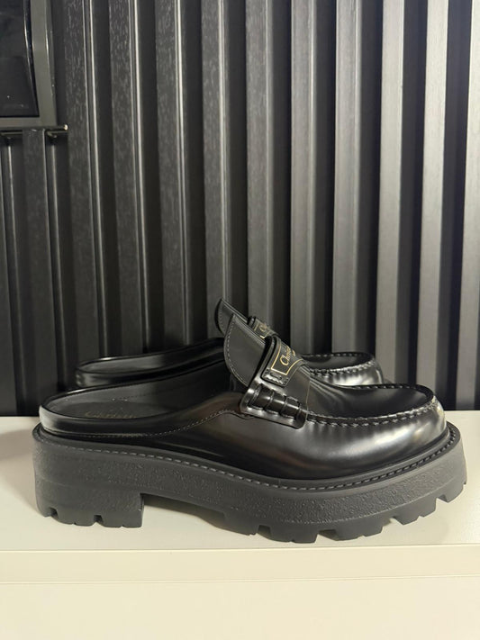 Sabot Dior Boy Pelle di vitello spazzolata nera