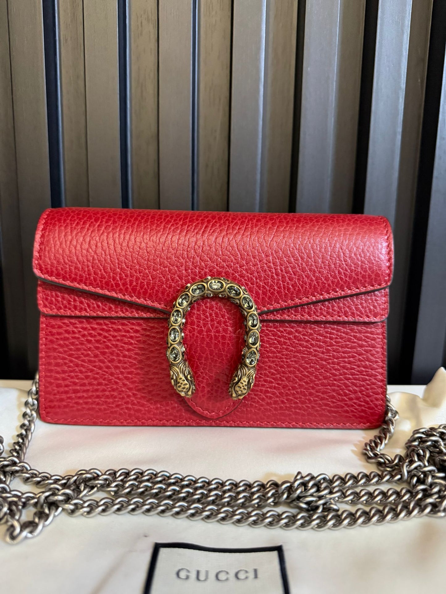 gucci Dionysus super mini red shoulder bag