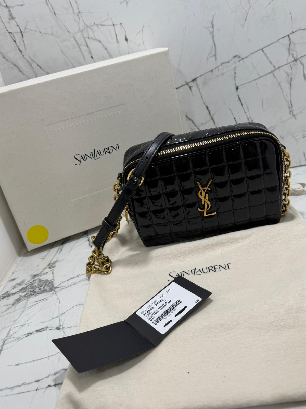 saint Laurent borsa donna Women’s Cassandre YSL Camera Bag in Quilted Patent Leather