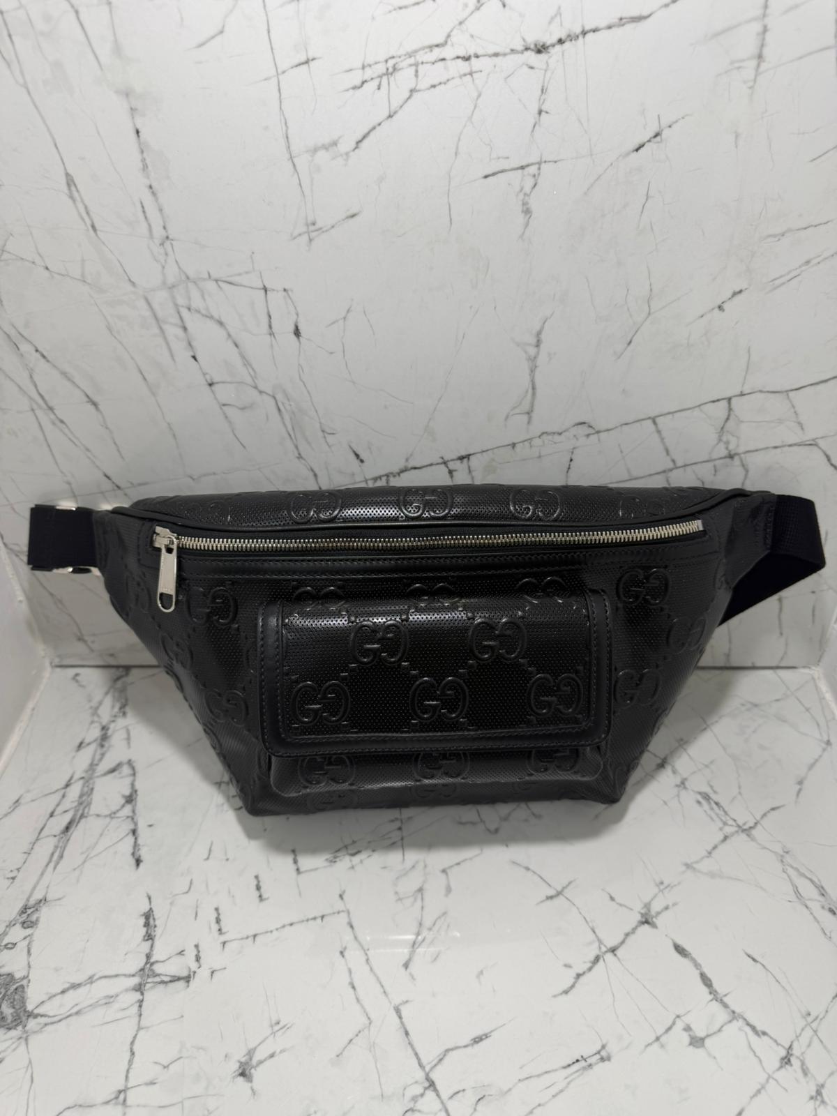 gucci marsupio uomo nero in pelle stampa guccissima