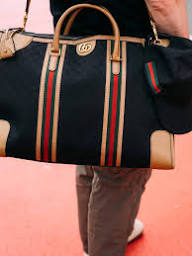 gucci borsa da viaggio borsone con tracolla a spalla