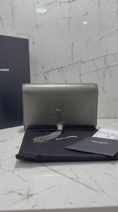 saint laurent Kate tassel chain wallet grigio