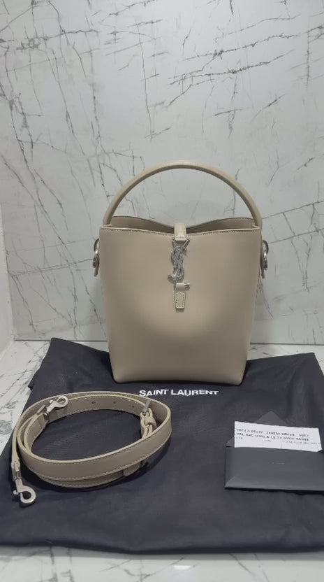 saint laurent Borsa LE 37 in pelle lucida beige
