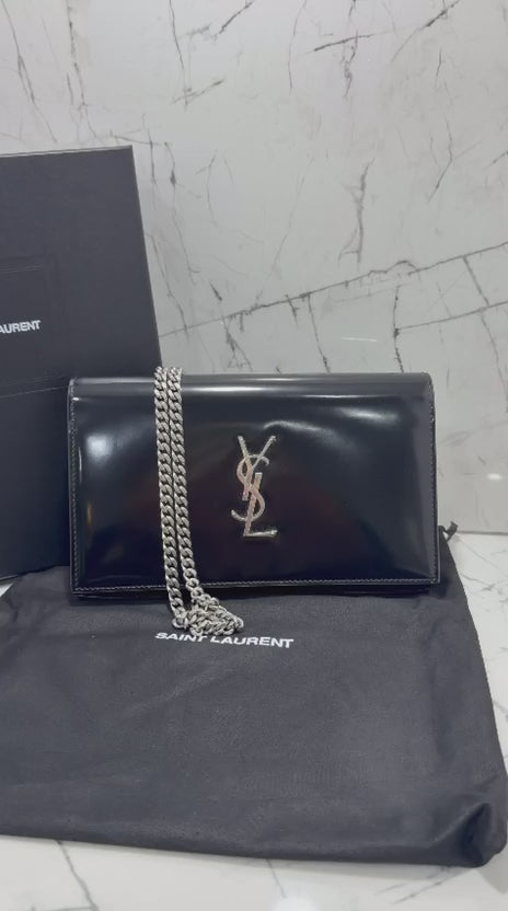 Saint Laurent (YSL) borsa donna  Cassandre Leather Wallet on a Chain Black